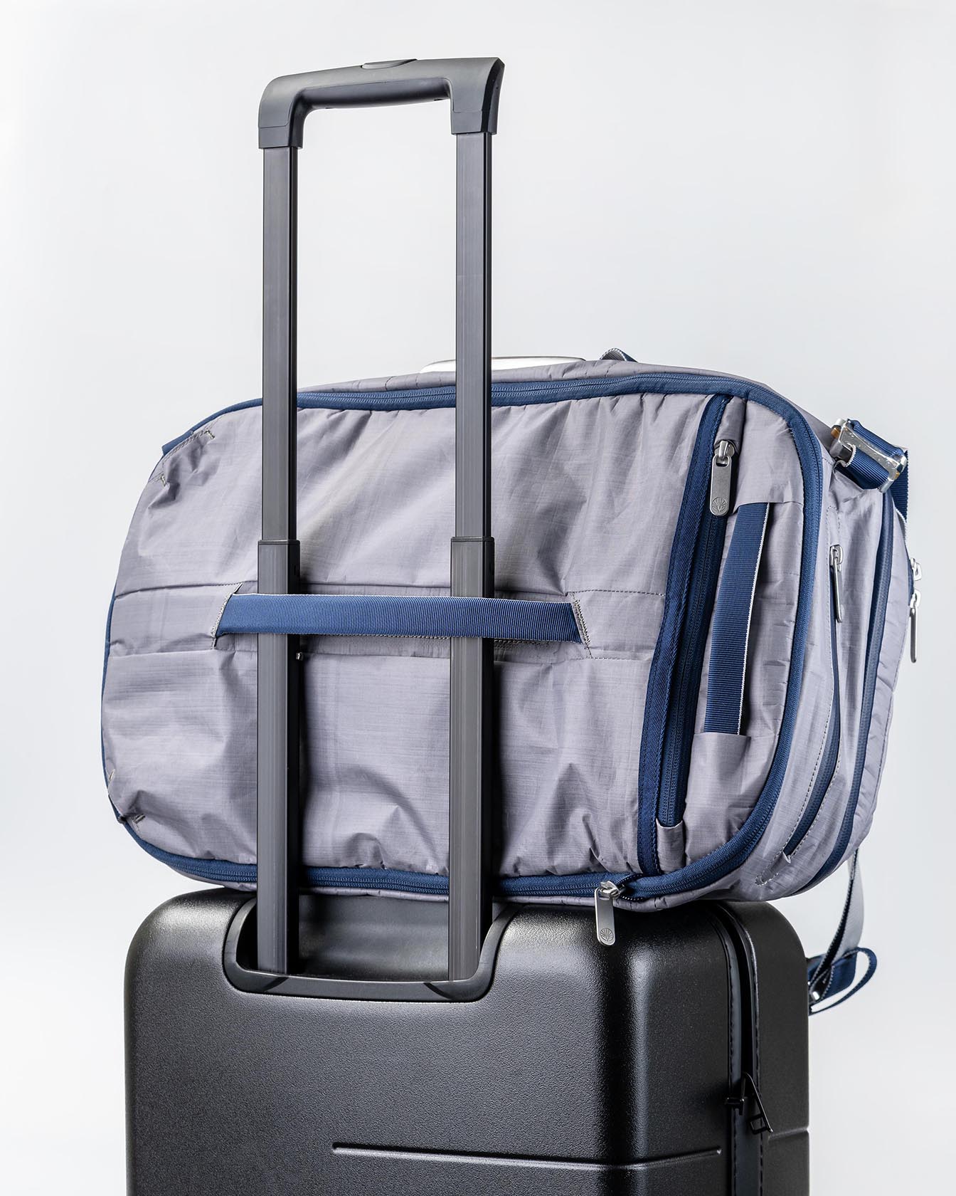 /cdn/shop/files/offsite-haze-work-to-water-bag-luggage-pass-through-1768938058_1344.jpg
